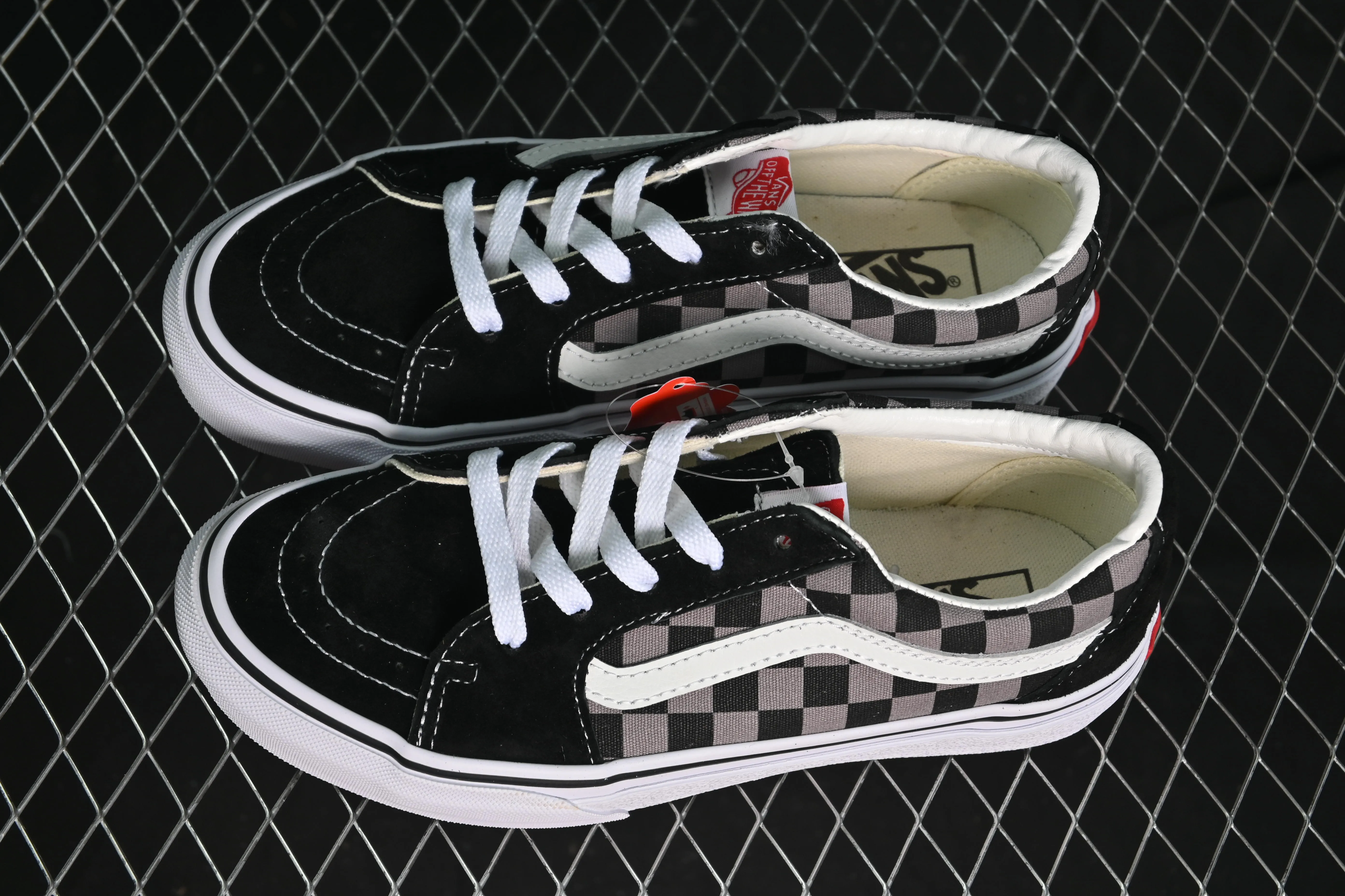 All categories Vans Vans series Vans Low Vans low-top Vans Sk8-Low Vans checkerboard anti-slip casual skateboard shoes VN0006GYBLK